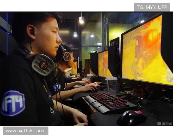 《全球电竞赛事迎来新纪元 新兴战队崛起与老牌强队激烈对抗》