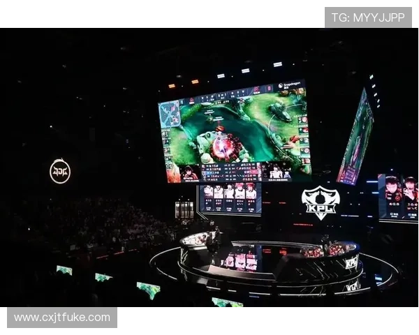 《全球电竞赛事激战正酣 新兴战队崭露头角引发热议》