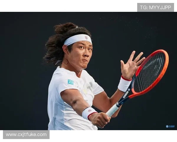 张之臻逆转夺冠中国网球再创历史新篇章展现顽强拼搏精神