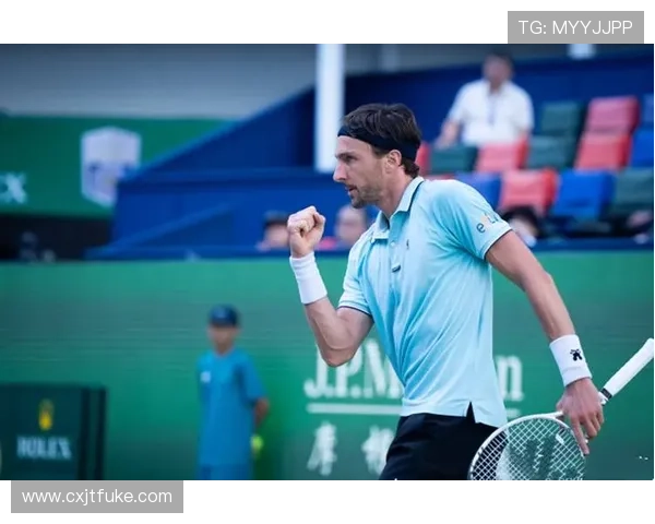 世界总决赛爆冷热门战队意外出局黑马强势晋级引发电竞圈热议