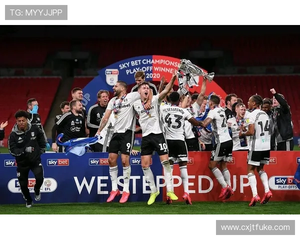 RB莱比锡新赛季备战全面启动 主帅调整阵容冲击德甲前列目标明确 RB莱比锡新赛季备战全面启动 主帅调整阵容冲击德甲前列目标明确