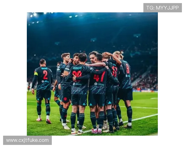 曼城俱乐部最新动态解析新赛季阵容调整与争冠前景展望全面观察报告 曼城俱乐部最新动态解析新赛季阵容调整与争冠前景展望全面观察报告